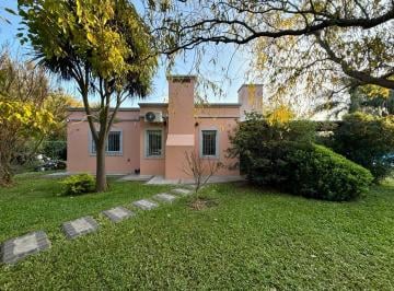 Casa · 120m² · 4 Ambientes · 2 Cocheras · Muy Linda Casa en Venta en Manzanares, Pilar