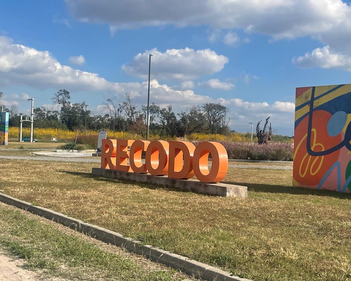 Camino a San Luis - EL Recodo,  Salta, Salta