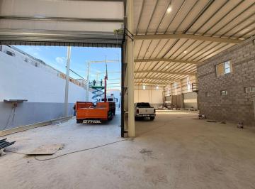 Local comercial · 1800m² · 1 Ambiente · Espectacular Galpon o Deposito en La Boca