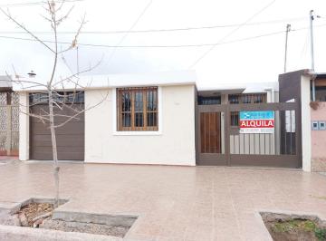 INA-INA-156_2 · Casa en Alquiler B° Canciller, Maipú