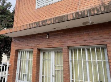 Casa de 7 ambientes, Córdoba · Casa + Local Gastronómico en Zona Sur