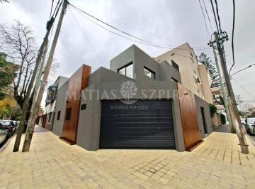 Casa · 143m² · 4 Ambientes · 1 Cochera · Casa a Estrenar - 4 Ambientes con Quincho y Jacuzzi - Haedo