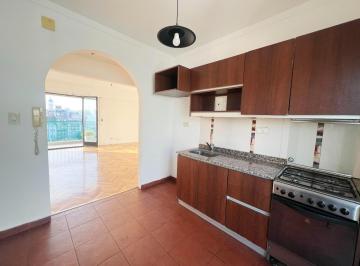 Departamento · 59m² · 3 Ambientes · Alquiler Dpto 3 Ambientes - Monserrat - Super Luminoso
