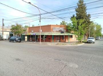 Local comercial · 250m² · 5 Ambientes · 2 Cocheras · General Paz y Pacheco