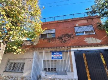 Casa · 115m² · 5 Ambientes · 2 Cocheras · Vendo Casa 5 Amb. Villa Sarmiento