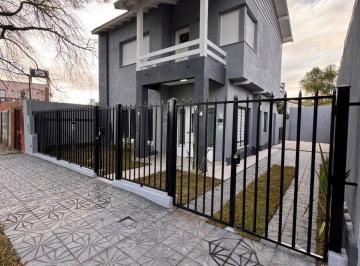 Casa · 124m² · 3 Ambientes · 2 Cocheras · Espectacular Casa a La Venta 100% Reciclada a Nuevo - No Te Pierdas Oportunindad en San Antonio de P