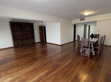 Departamento · 127m² · 6 Ambientes · 1 Cochera · Piso Exclusivo en Alquiler: Cochera y Balcón Corrido, en Pleno Centro de Rosario