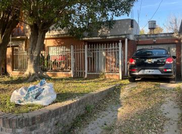 Casa de 4 ambientes, Paraná · Vendo Casa en Ramirez Sur