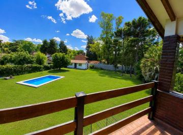 Casa · 364m² · 5 Ambientes · Casa Alquiler Tortuguitas