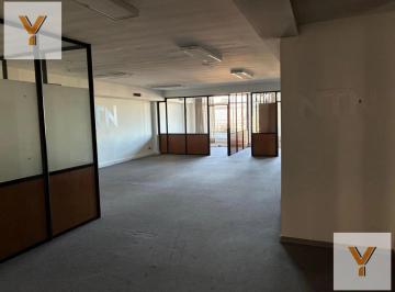 Oficina comercial · 164m² · 1 Ambiente · Oficina en Alquiler - 2 Baños - 180 m - San Nicolás