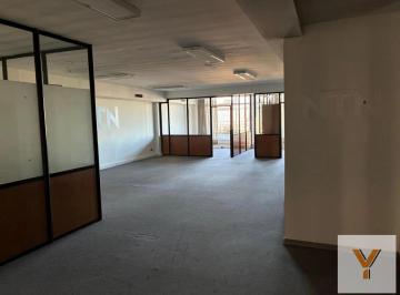 Oficina comercial · 164m² · 1 Ambiente · Oficina en Alquiler - 2 Baños - 180 m - San Nicolás