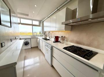 Departamento en Venta de 4 ambientes Martínez · Venta Depto Martinez 2 Dorm. con Dependencia Reciclado Divino