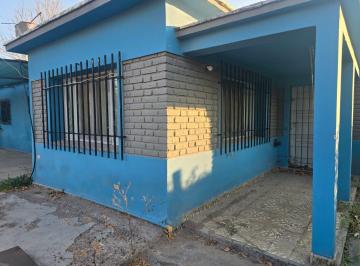Casa · 65m² · 4 Ambientes · 1 Cochera · Alquiler Casa Perdriel Sobre Brandsen