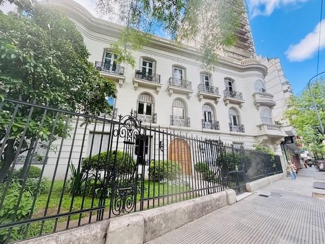 Avenida Las Heras 4000