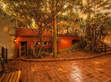 Casa · 560m² · 6 Ambientes · 2 Cocheras · Venta Casa Sobre Lote Propio en Exclusiva Zona de Palermo