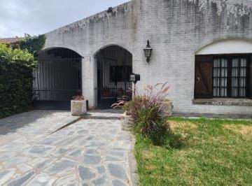 Imagen1 · Casa 4 Ambientes/ Barrio Caisamar