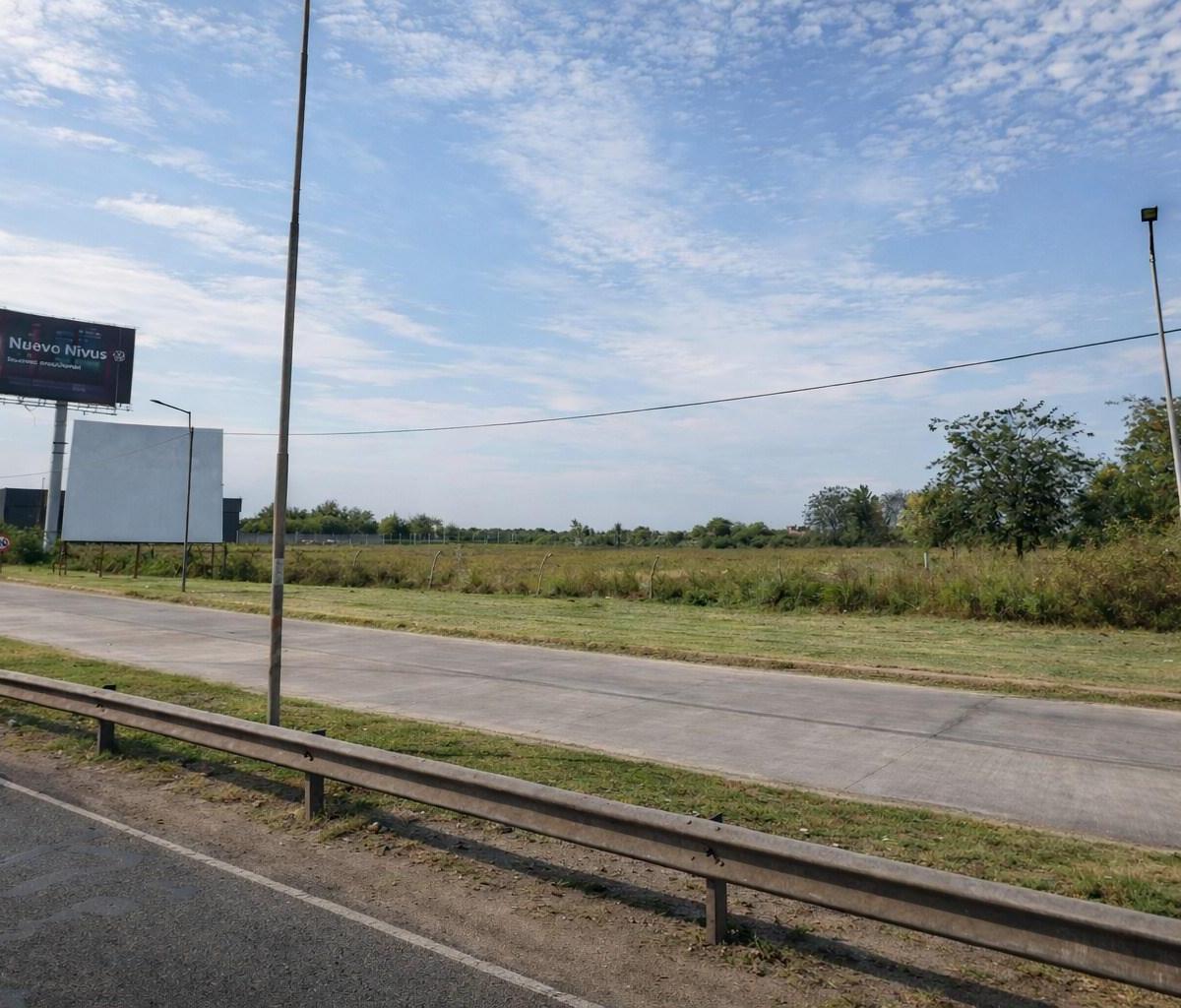 Panamericana Km 32,5, Don Torcuato, Tigre