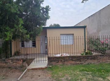 Casa · 117m² · 3 Ambientes · Casa en Venta en Avellaneda