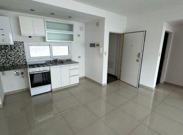 Departamento de 2 ambientes, Villa Luro · Semi Piso 2 Amb C/fte