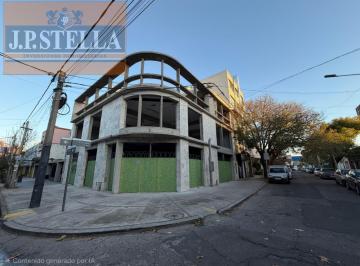 Edificio · 300m² · Edificio Comercial Pb Local 150 m² - 1º Piso 150 m² - Terminaciones a Convenir - Haedo