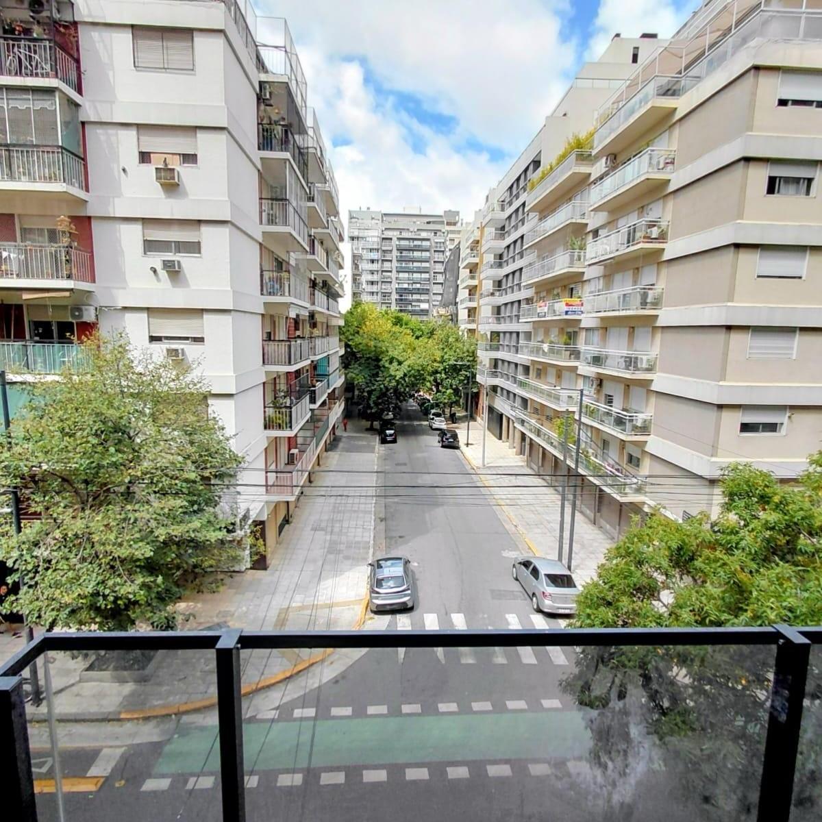Blanco Encalada al 4600