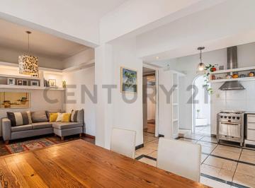 PH · 97m² · 4 Ambientes · 1 Cochera · Venta | PH en Tolosa | 531 y 115bis