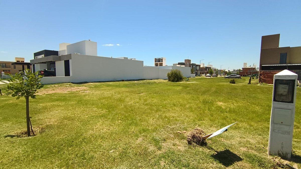 Avenida Armada Argentina 3900,  Córdoba, Córdoba