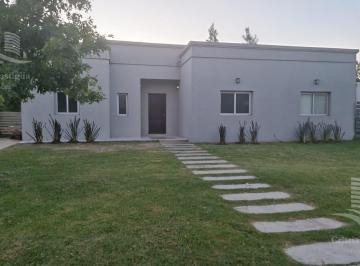 Casa · 180m² · 4 Ambientes · 1 Cochera · Venta - Casa 4 Ambientes, Jardín - San Gabriel, Villanueva, Tigre