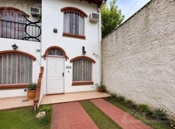 PH · 61m² · 3 Ambientes · 1 Cochera · PH de 3 Ambientes con Cochera en Ituzaingo