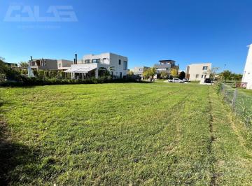 Terreno · 511m² · Lote en Puertos del Lago – Araucarias: 551 m² Para Construir Tu Hogar en un Barrio Cerrado Premium