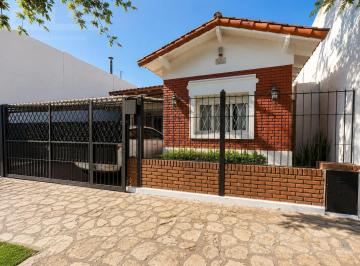 Casa · 158m² · 4 Ambientes · 1 Cochera · Casa en San Antonio de Padua