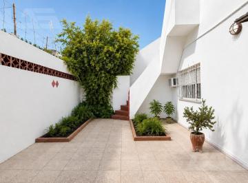 Casa · 74m² · 3 Ambientes · 1 Cochera · Casa | 3 Ambientes | Patio | a Refaccionar | Cochera | Ituzaingó Sur