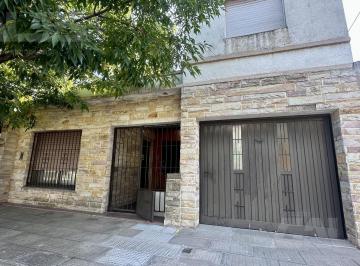 Casa · 145m² · 5 Ambientes · 1 Cochera · Casa | 4 Ambientes | Terraza | a Refaccionar | Cochera | Castelar Sur