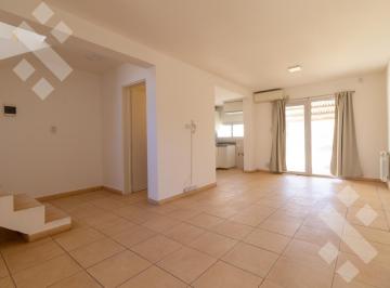 PH · 85m² · 3 Ambientes · 1 Cochera · Alquiler Duplex 2 Dorm. B° Perticone Centenario