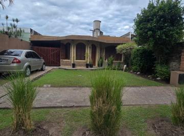 Casa · 133m² · 8 Ambientes · 1 Cochera · Se Vende Casa Céntrica en Avellaneda