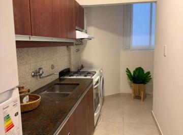 Departamento · 52m² · 2 Ambientes · Venta 2amb Reciclado Centro Balcon y Dependencia