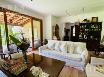 Casa · 230m² · 4 Ambientes · 2 Cocheras · Casa en Venta en Santa Barbara - Lote Interno - Bancalari