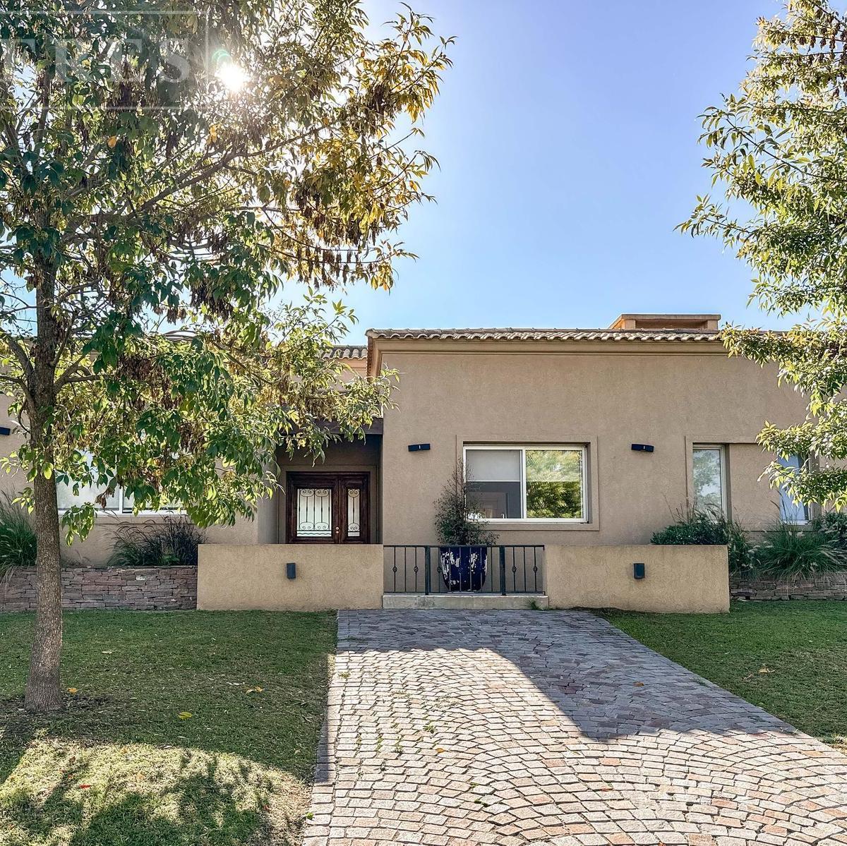 Casa a la Venta en San Marco, al rio Villanueva.