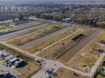 Terreno · 722m² · Lote en Venta Al Río en El Barrio Náutico Villanueva.