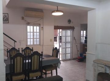 Casa · 137m² · 4 Dormitorios · 1 Cochera · Casa de 4 Dorm., Santo Tome - Santa Fe