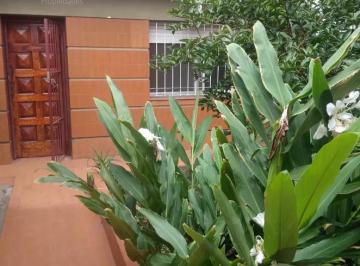 Casa · 160m² · 4 Ambientes · 1 Cochera · Casa 3 Ambientes en Alquiler en Boulogne