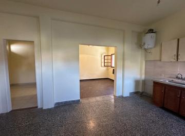 PH · 30m² · 2 Ambientes · PH en Venta en Lavallol Oportunidad