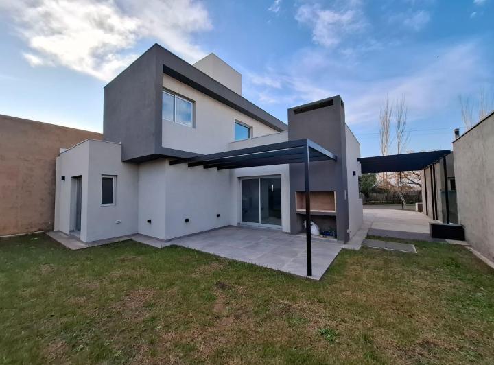 Casa · 156m²