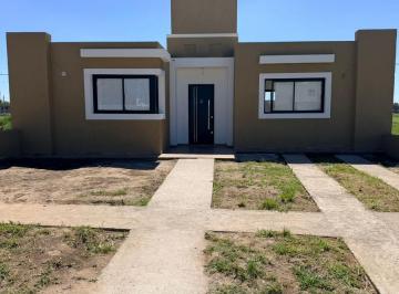Casa · 4 Ambientes · Casa en Venta en Valle Cercano