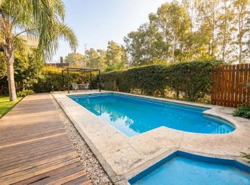 Casa · 225m² · 5 Ambientes · 5 Cocheras · Venta Casa 5 Ambientes Quinta del Sol Ezeiza