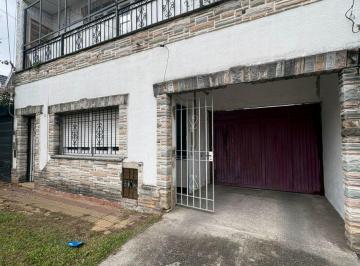 Departamento de 3 ambientes, Lomas de Zamora · Depto. Tipo PH Al Frente en Lomas de Zamora