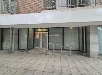 Local comercial de 6 ambientes, Godoy Cruz · Alquilo Local Comercial - Frente Hospital Español