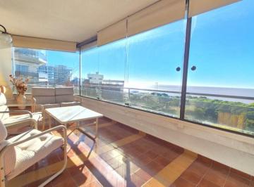 Departamento de 4 ambientes, Vicente López · Location Location Location!