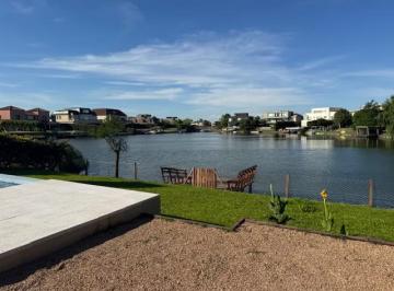 Casa de 6 ambientes, Tigre · Casa a Estrenar a La Laguna en Alquiler Anual