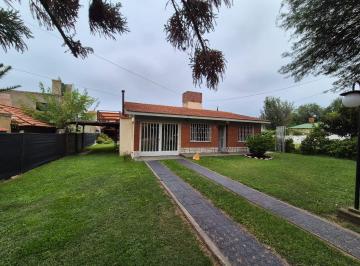 Casa · 702m² · 5 Ambientes · 3 Cocheras · Casa en El Fantasio